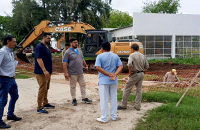 A buen ritmo avanzan las obras del hospital Félix Anselmo Pértile