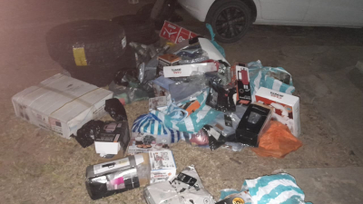 Transportaban electrodomésticos, hojas de coca y más de 20 cubiertas de contrabando