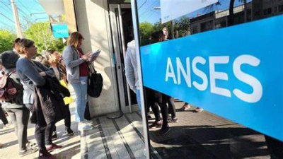 En noviembre las jubilaciones, pensiones y asignaciones aumentarán 3,47 por ciento