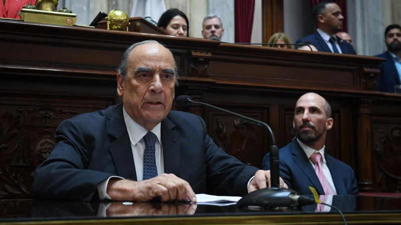 Francos aseguró que bajó la pobreza y terminó la recesión