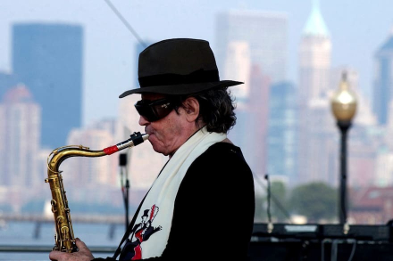 Gato Barbieri.jpg
