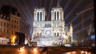 Notre-Dame reabrió de manera oficial