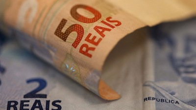 Se acelera la devaluación del real brasileño