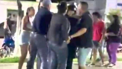 Comenzaron en Instagram y terminaron en grave pelea en el centro