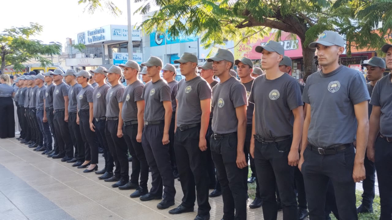 Más de 50 estudiantes de la policía del Chaco se sumaron para llevar más seguridad