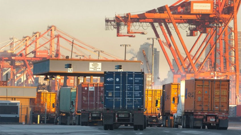 Prorrogaron por tres años un impuesto que pesa sobre las importaciones