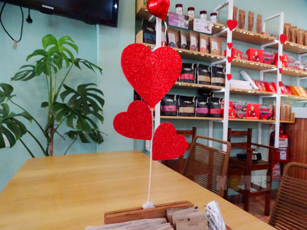 The Coffe Store Resistencia tiene todo listo para esperar este viernes a los enamorados. El local está ubicado en Güemes 165 y los suscriptores de Soy NORTE Club tienen 15% de descuento. Foto: Fabian Maldonado.