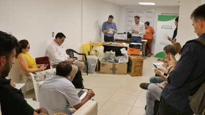 Doce ofertas para adquirir indumentaria municipal