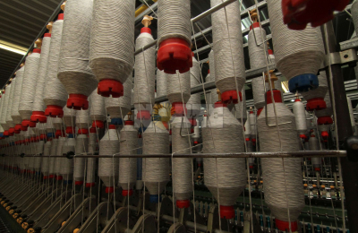 Baja arancelaria para textiles: advierten que será nulo el efecto en los precios de la ropa