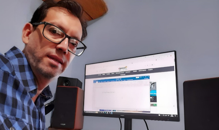 Gustavo Lescano, periodista correntino que viajará a Malvinas tras contar decenas de historias de ex combatientes.jpeg
