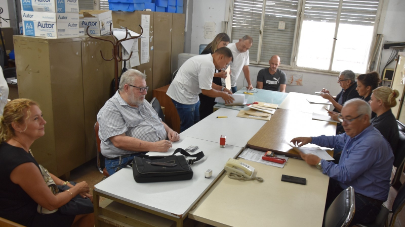 Se concretó la apertura de sobres de la licitación de equipamiento para el Tribunal Electoral