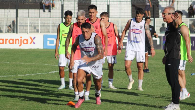 For Ever, con la cabeza puesta en los jujeños