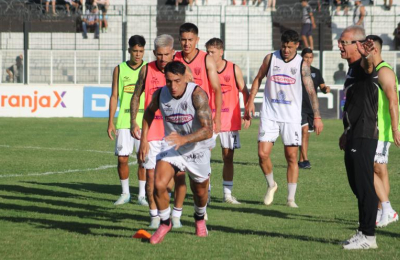 For Ever, con la cabeza puesta en los jujeños