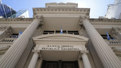 El Banco Central, forzado a intervenir en el mercado cambiario 
