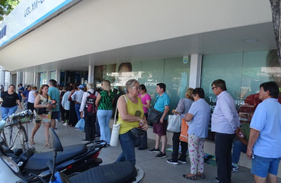 Jubilados del PAMI exigen una "urgente normalización" en el Chaco