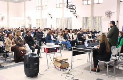 Directores de primaria y secundaria analizaron pruebas estudiantiles