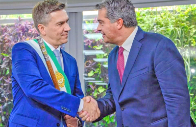 Capitanich ya es el primer senador electo y Zdero recalcula