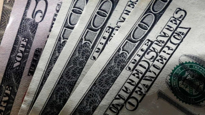 El dólar oficial subió 3,7% en la primera semana de julio