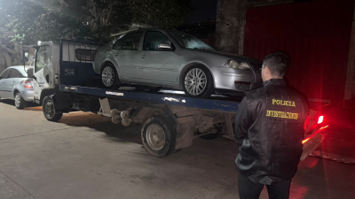Secuestran auto "mellizo" usado para delitos en Villa Río Negro