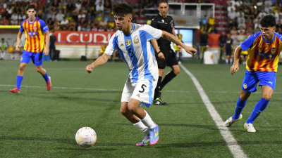 Argentina le ganó a Valencia y se consagró campeón del Torneo L’Alcúdia