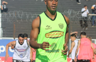 En For Ever, el colombiano Zules Caicedo se mete en el 11
