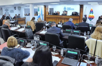 Crearán una comisión para investigar la compra de medicamentos contaminados