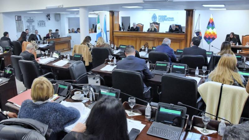 La Justicia rechazó la cautelar y mantiene en suspenso la cláusula gatillo docente