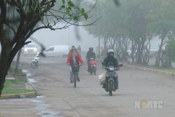 Resistencia cubierta por una densa niebla