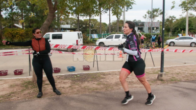 Mateo Monferrá y Julia Patiño brillan en la Copa Argentina de Duatlón en Resistencia