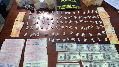 Allanamiento en Resistencia: decomisaron cocaína, dinero y un arma en operativo policial