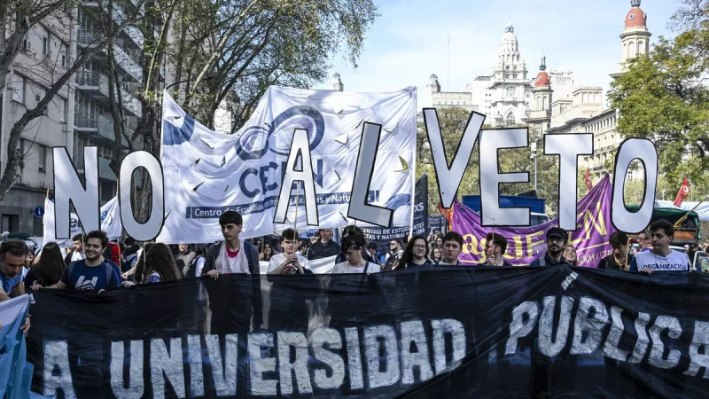Cayeron el veto al Garrahan y a las Universidades: cómo fue una de las más grandes derrotas del Gobierno
