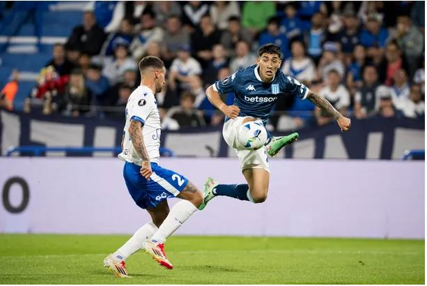 Racing-Velez 1.JPG