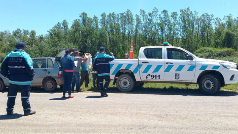 Detuvieron a cazador furtivo con un yacaré trozado en la reserva hídrica del Bañado La Estrella