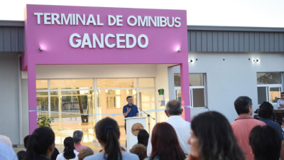 El gobernador habilitó instalaciones de la nueva terminal de ómnibus de Gancedo