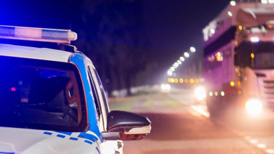 Murió una joven tras un choque entre dos motos