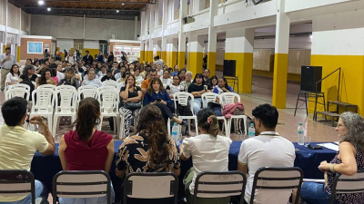 Docentes, estudiantes y especialistas reflexionaron sobre Derechos Humanos y pueblos originarios