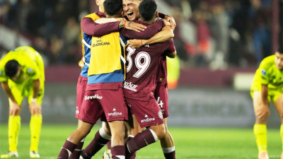 Lanús eliminó a la "U" y tiene una nueva cita con la gloria