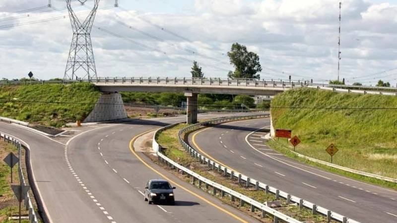 El Gobierno lanza licitación pública para privatizar nuevos tramos de autopistas y rutas nacionales