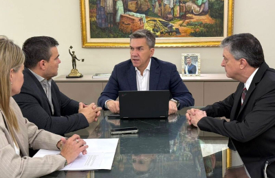 El doctor Rafael Meneses es el nuevo presidente del Insssep