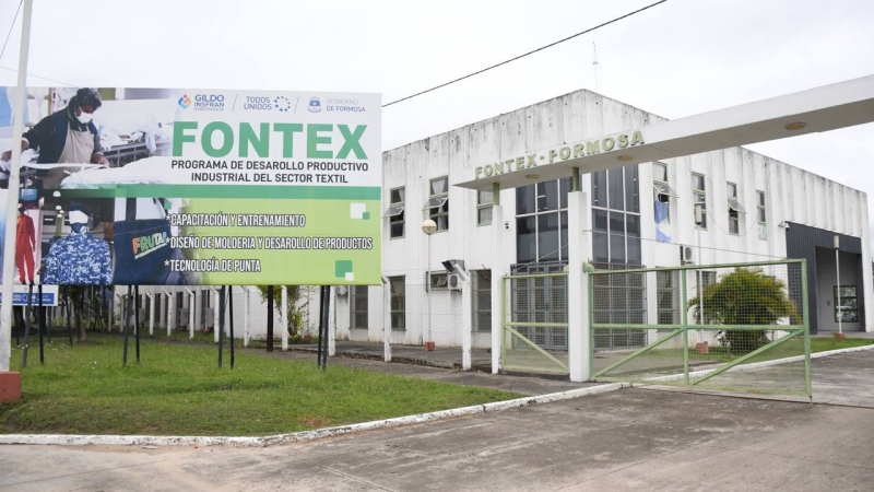 Fontex entregó 95 mil guardapolvos