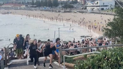 Al menos 15 muertos y más de 20 heridos en un ataque en una playa