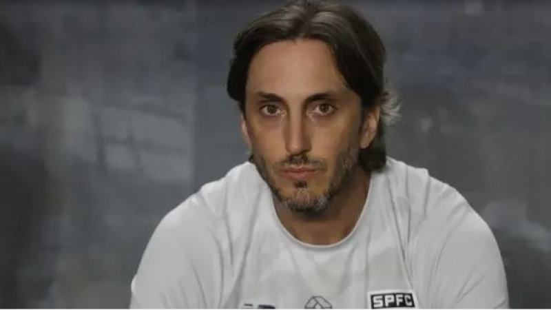 Fluminense anunció que Luis Zubeldía será operado del corazón este sábado