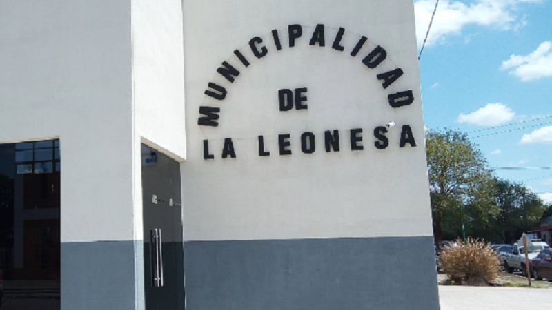 Para ingresar en La Leonesa les cobran un canon a repartidores