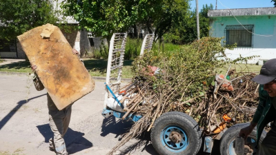 Operativo de descacharrado y desmalezamiento en Barranqueras