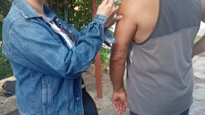 Aplicaron 278 dosis de vacunas en el barrio Villa Hermosa