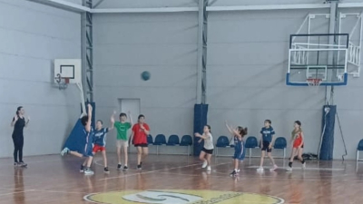 Italiana vuelve a apostar al básquet femenino y reconstruye una historia que supo ser protagonista