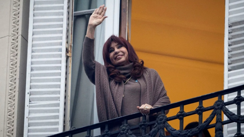 Cristina Kirchner seguirá con tobillera electrónica: Casación denegó sus pedidos