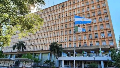 Señales de mayor solvencia financiera con la baja de la deuda pública en 2025