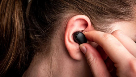 abuso-auriculares.jpg