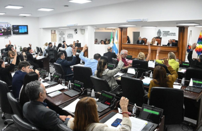 La Legislatura interpelará a Dudik, Canela y Meneses en abril